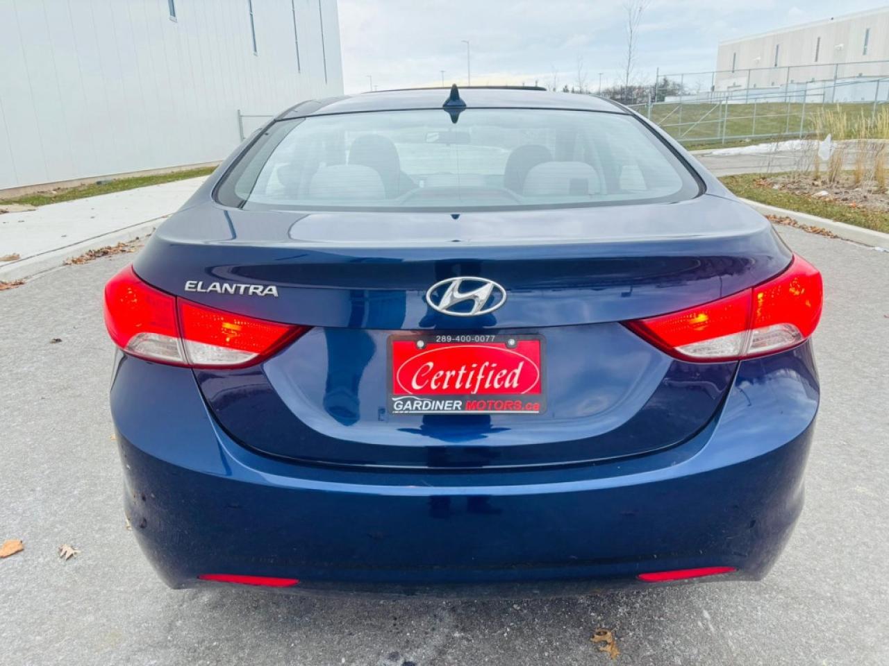 2013 Hyundai Elantra 5dr Photo