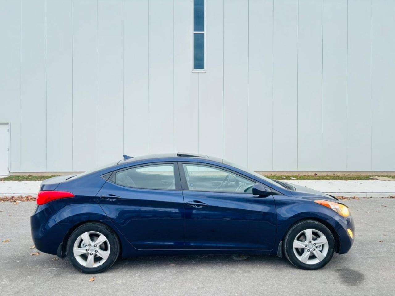 2013 Hyundai Elantra 5dr Photo
