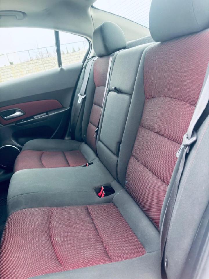 2012 Chevrolet Cruze 4dr Sedan Eco w/1SA Photo