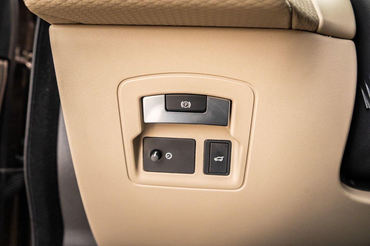 2020 Land Rover Range Rover Velar R-Dynamic S Photo