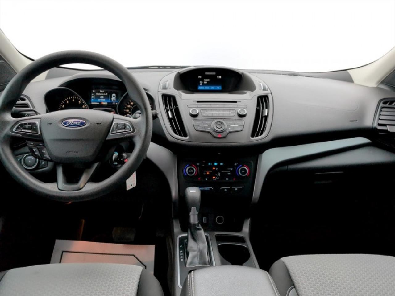 2017 Ford Escape SE  **LOW MILEAGE** Photo