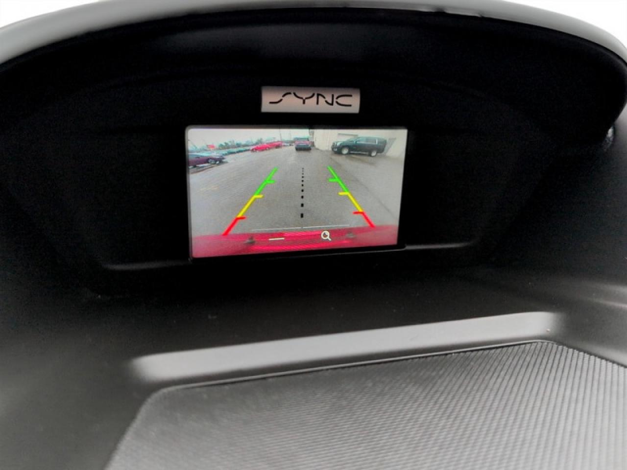 2017 Ford Escape SE  **LOW MILEAGE** Photo