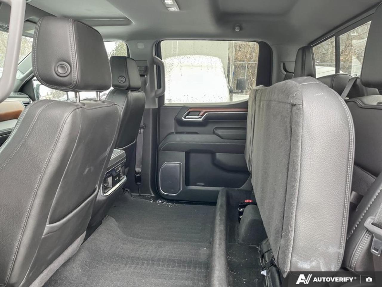 2023 GMC Sierra 1500 Denali  DENALI, CREW, 6.2 V8, SUNROOF Photo