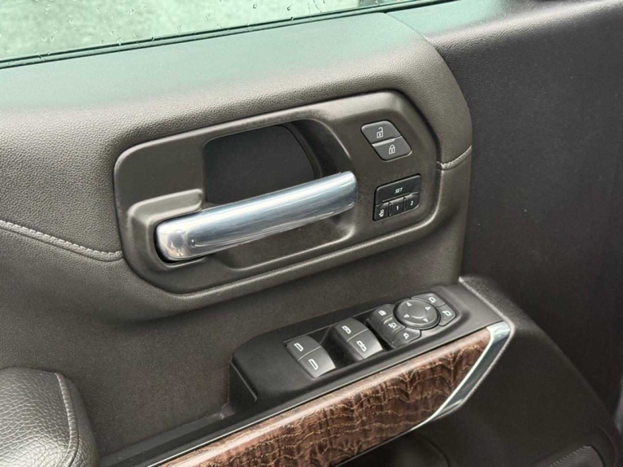 2023 GMC Sierra 3500 HD Denali  - Cooled Seats Photo