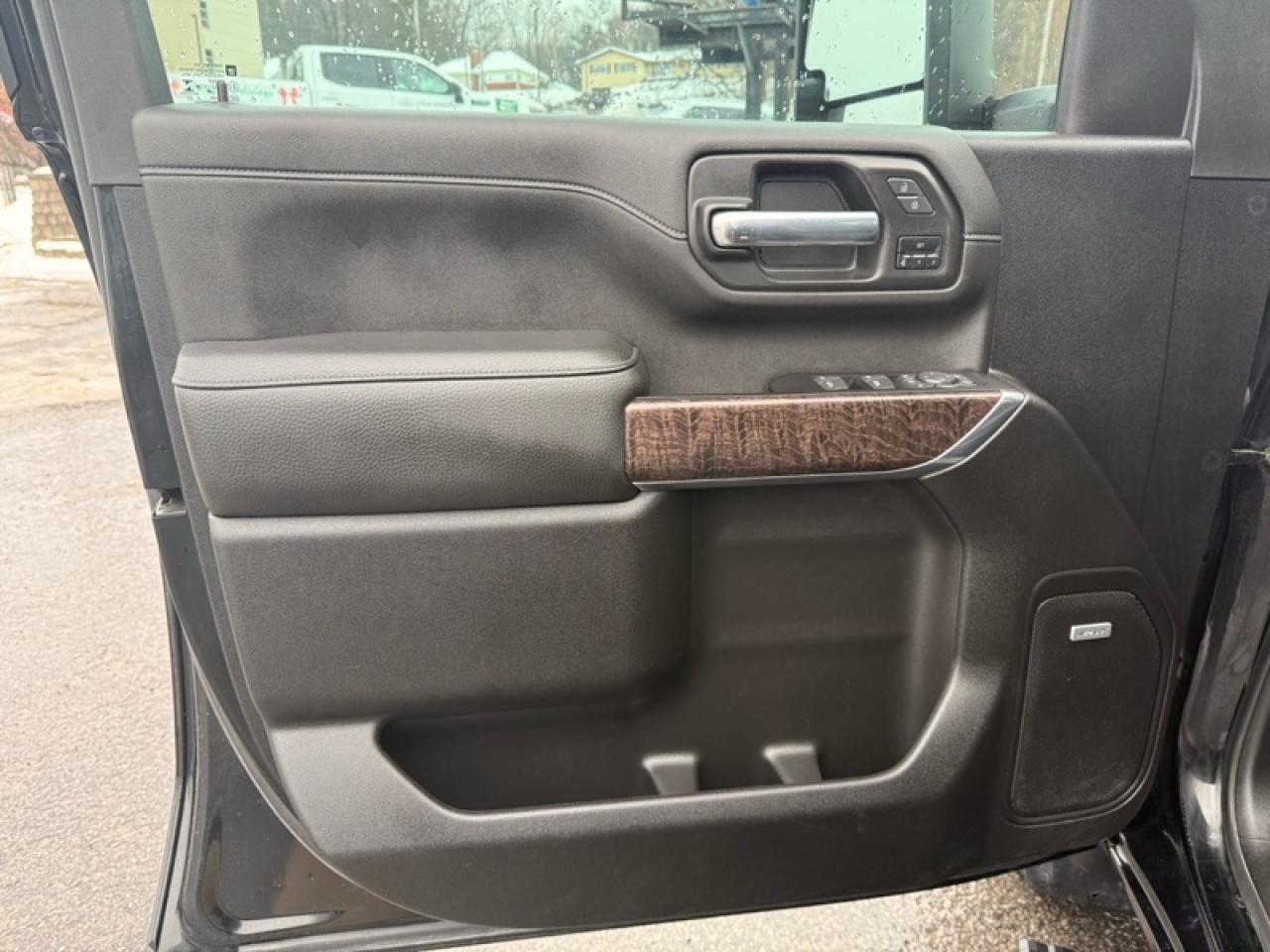 2023 GMC Sierra 3500 HD Denali  - Cooled Seats Photo