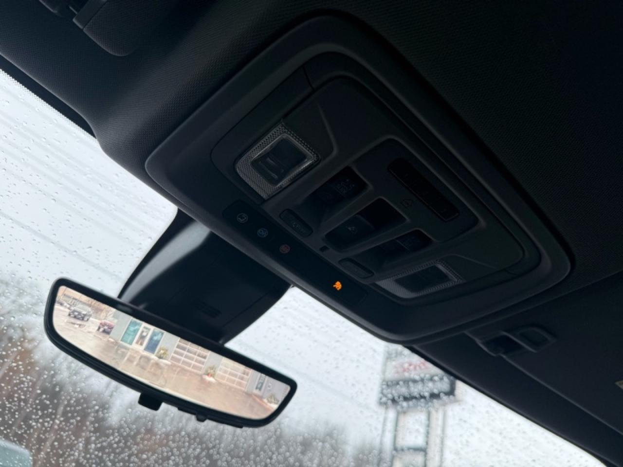 2023 GMC Sierra 3500 HD Denali  - Cooled Seats Photo