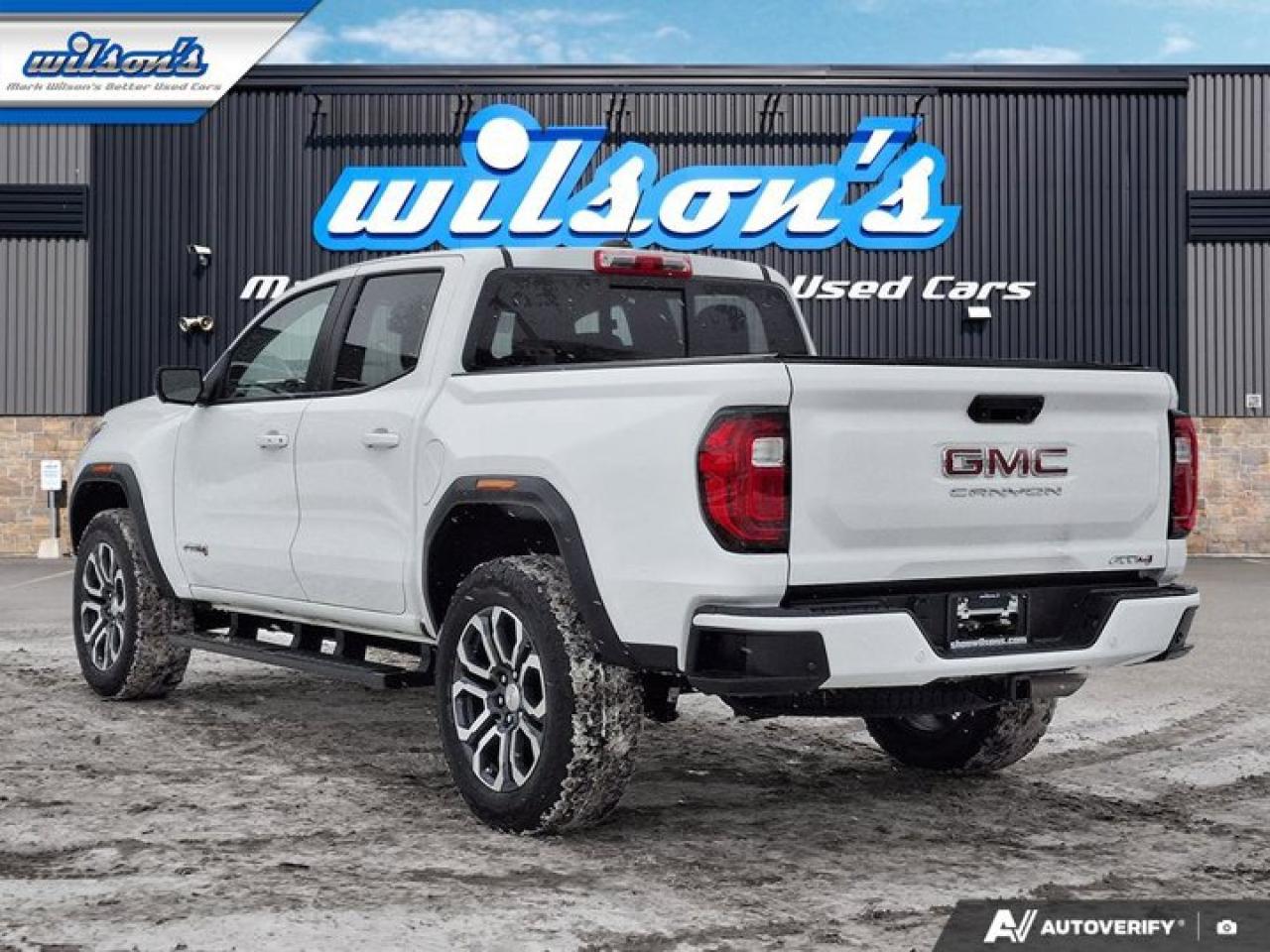 2024 GMC Canyon AT4 4WD | Premium PKG | Technology PKG | Sunroof | BOSE | Trailering PKG | Photo