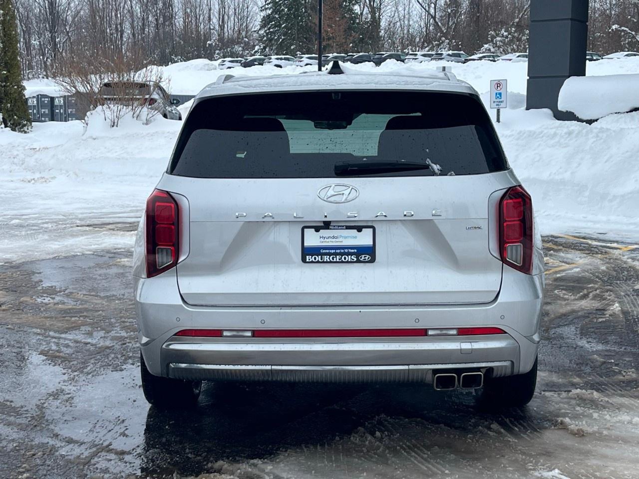 2024 Hyundai PALISADE Ultimate Calligraphy 7-Passenger AWD Photo