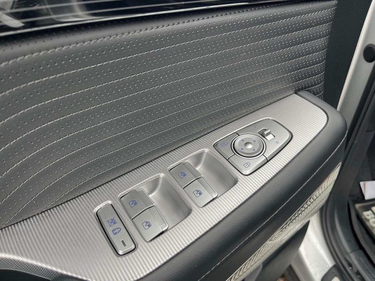 2024 Hyundai PALISADE Ultimate Calligraphy 7-Passenger AWD Photo