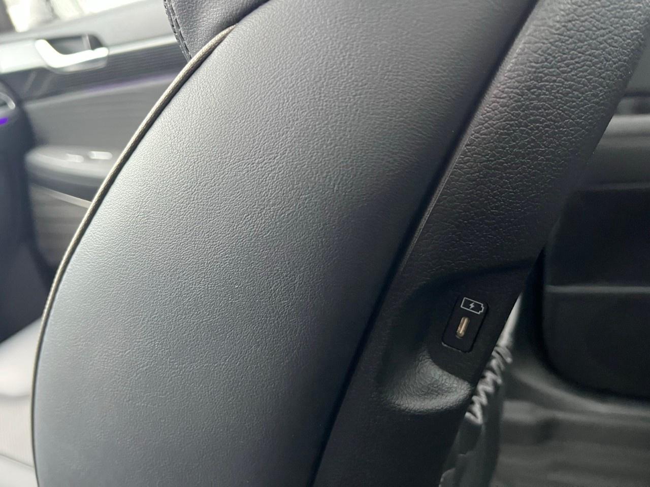 2024 Hyundai PALISADE Ultimate Calligraphy 7-Passenger AWD Photo