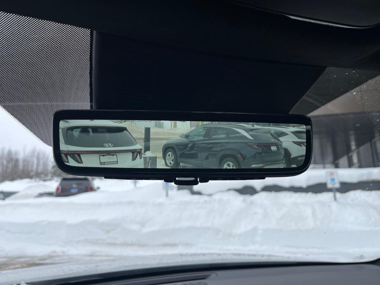 2024 Hyundai PALISADE Ultimate Calligraphy 7-Passenger AWD Photo