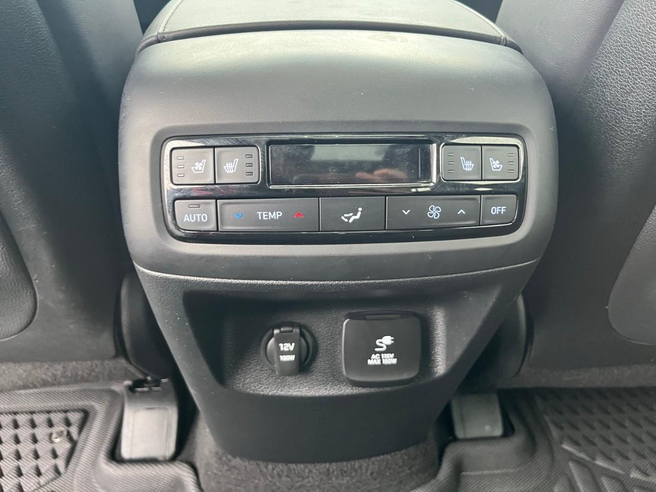 2024 Hyundai PALISADE Ultimate Calligraphy 7-Passenger AWD Photo