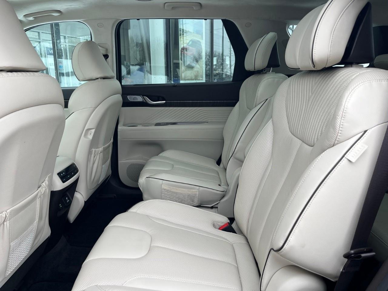 2024 Hyundai PALISADE Ultimate Calligraphy w/Beige 7-Passenger AWD Photo
