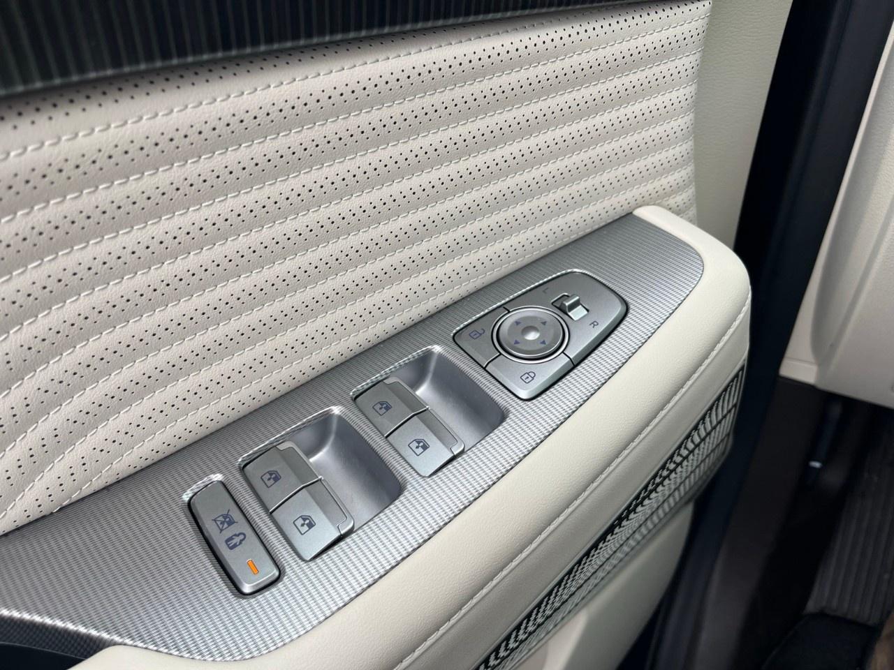 2024 Hyundai PALISADE Ultimate Calligraphy w/Beige 7-Passenger AWD Photo