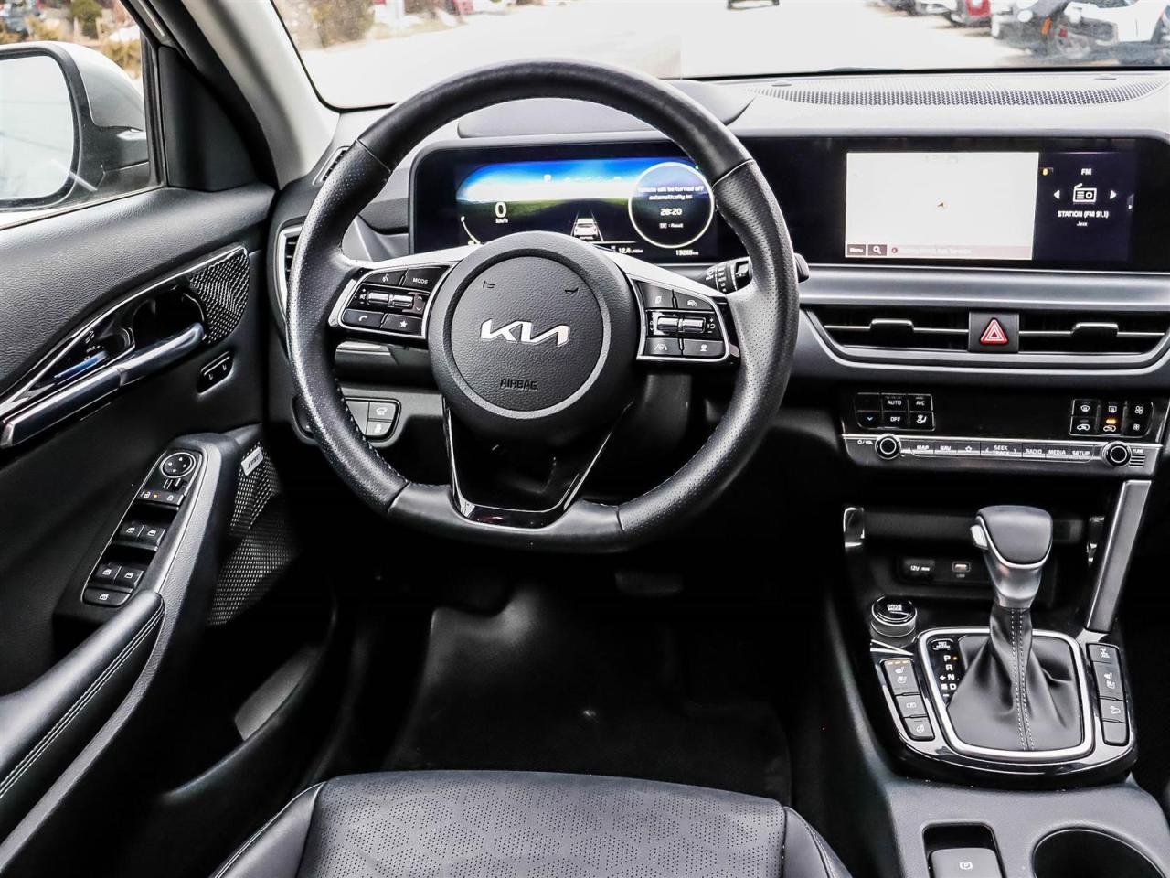 2024 Kia Seltos SX w/Black Interior Photo