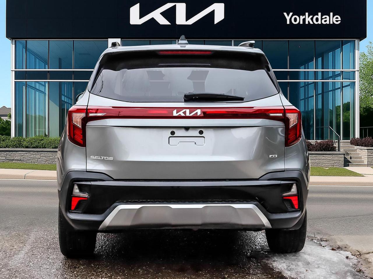 2024 Kia Seltos SX w/Black Interior Photo