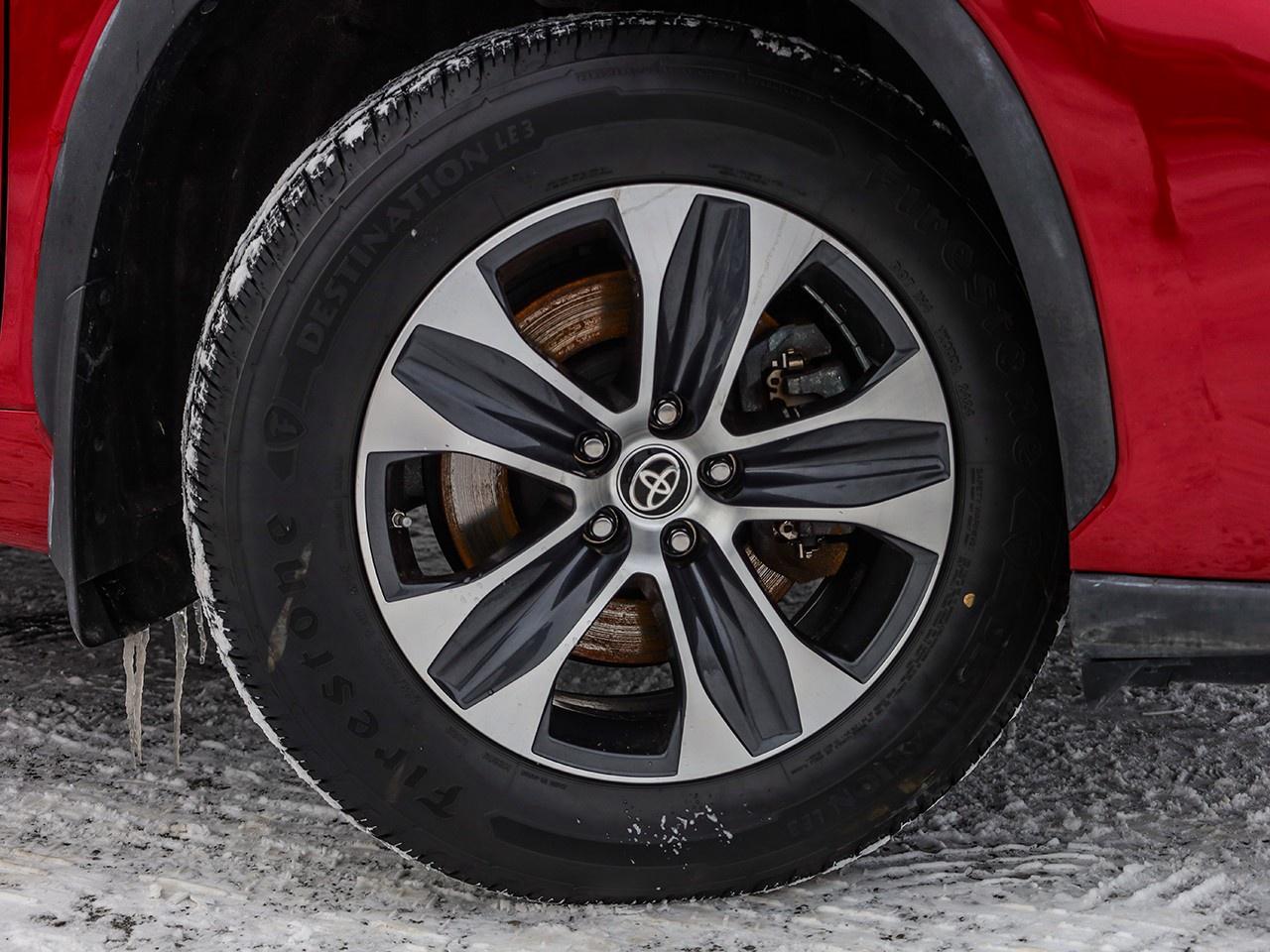 2024 Toyota Highlander XLE Photo