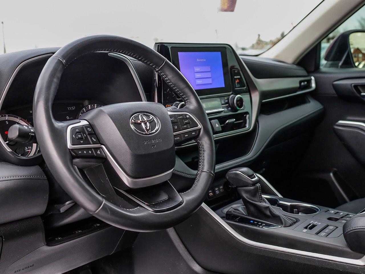 2024 Toyota Highlander XLE Photo