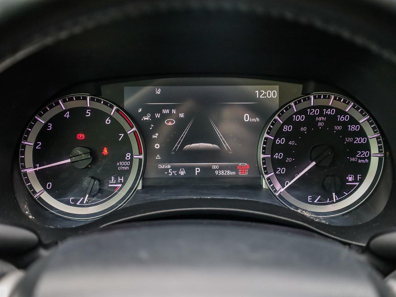 2024 Toyota Highlander XLE Photo