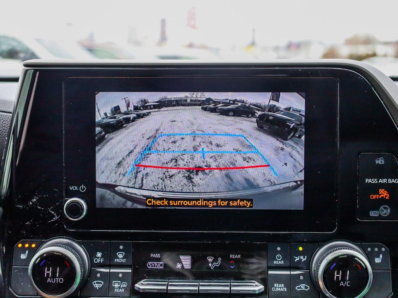 2024 Toyota Highlander XLE Photo