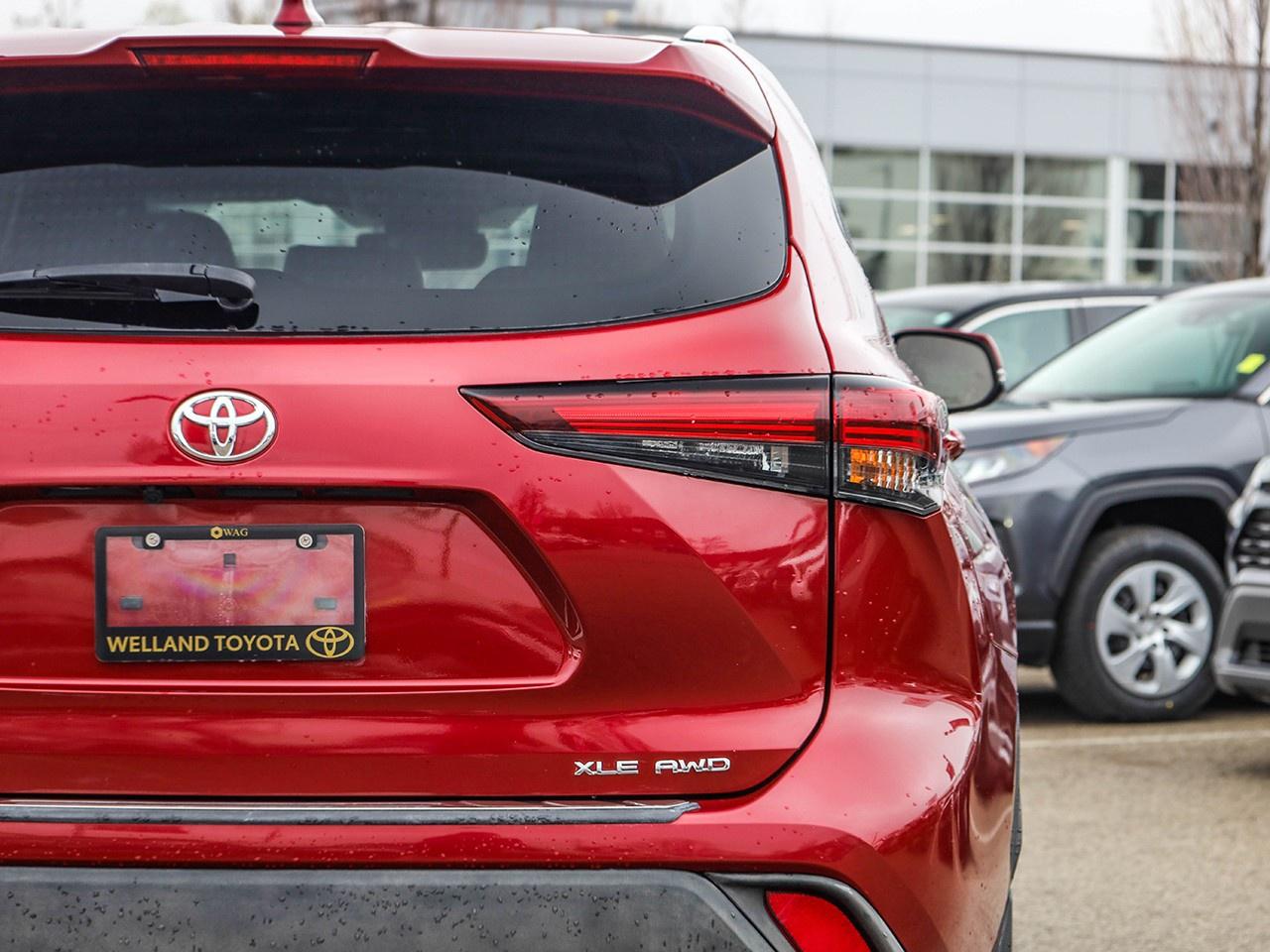 2024 Toyota Highlander XLE Photo
