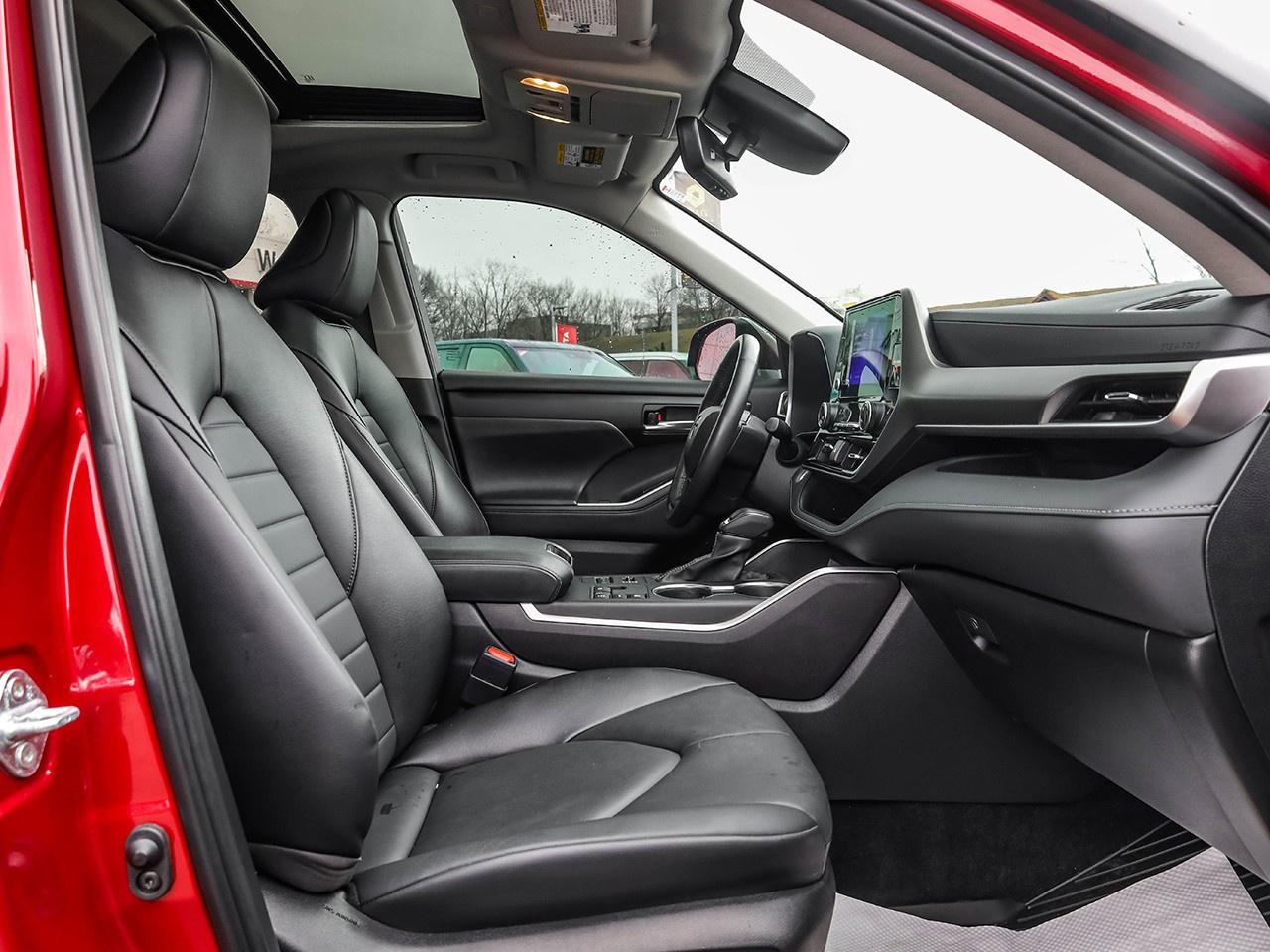2024 Toyota Highlander XLE Photo