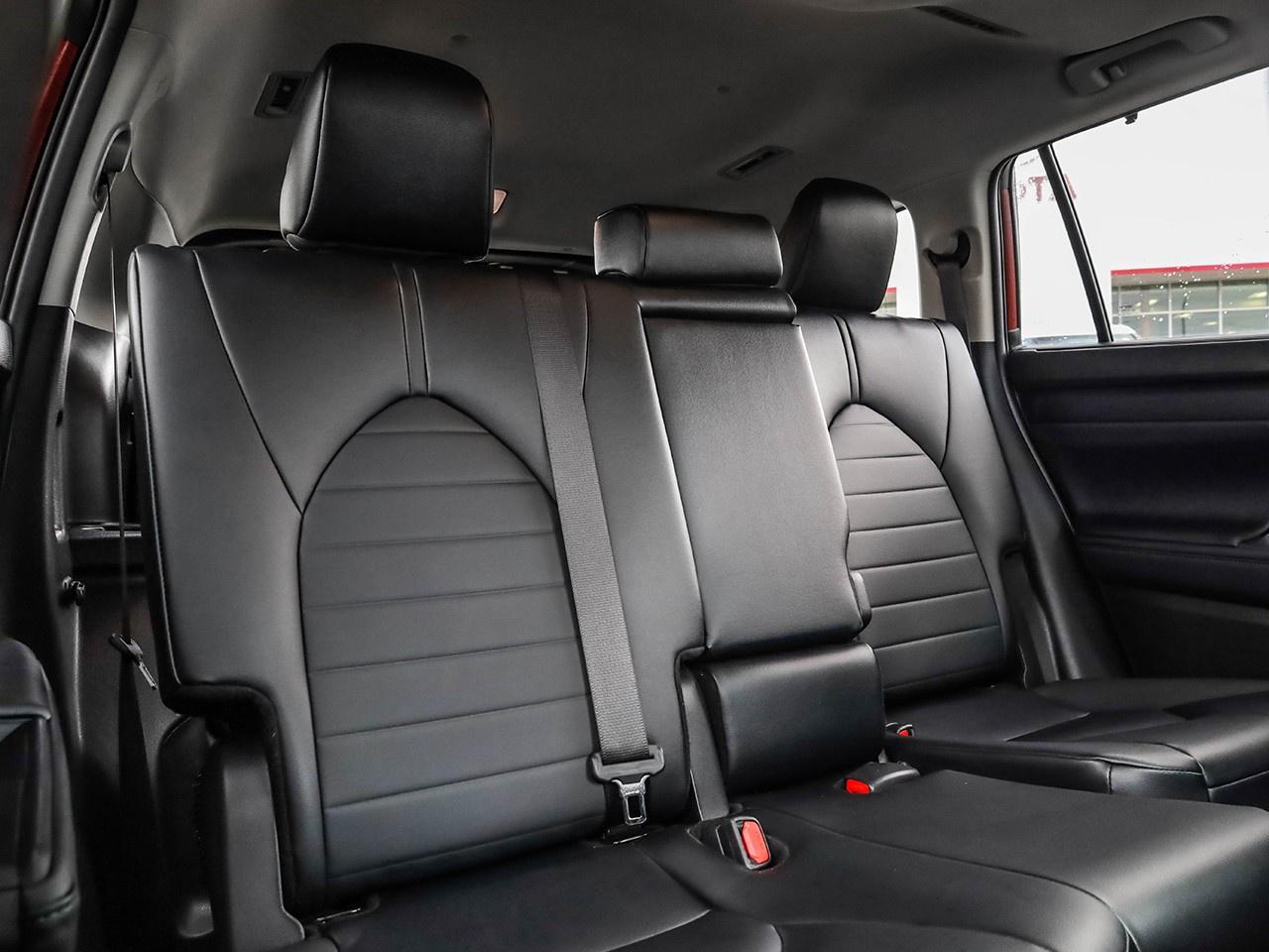 2024 Toyota Highlander XLE Photo