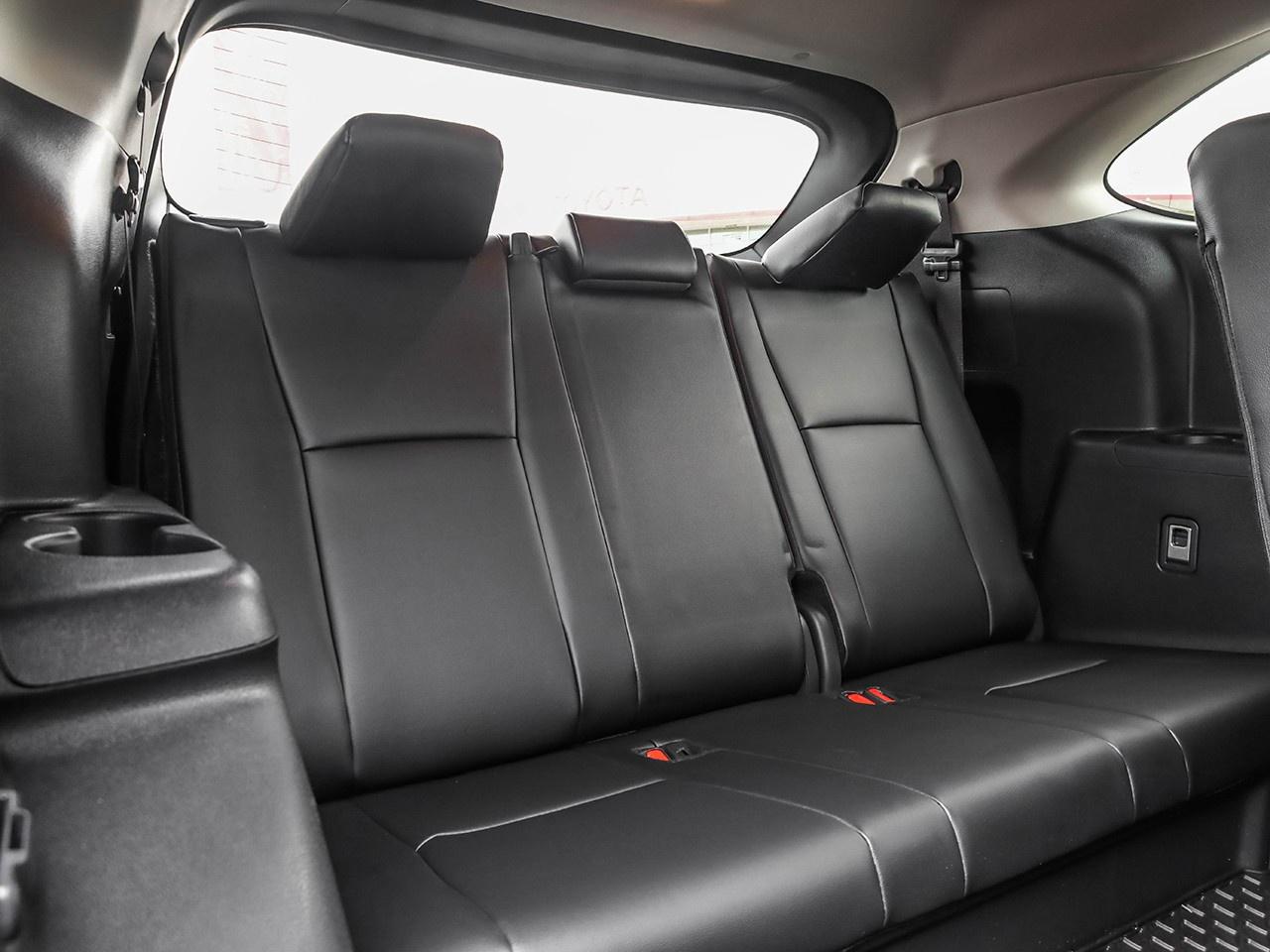 2024 Toyota Highlander XLE Photo