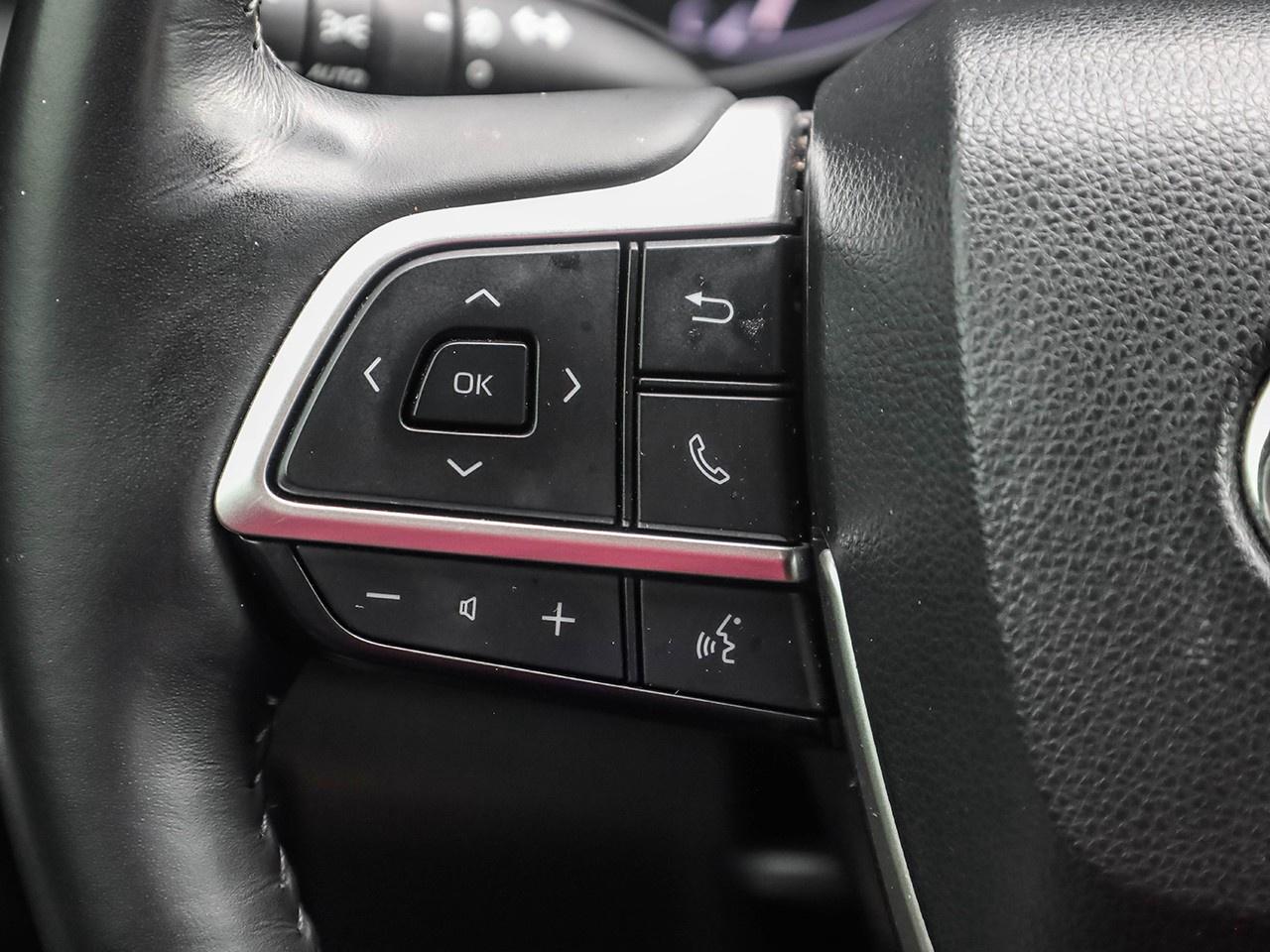 2024 Toyota Highlander XLE Photo