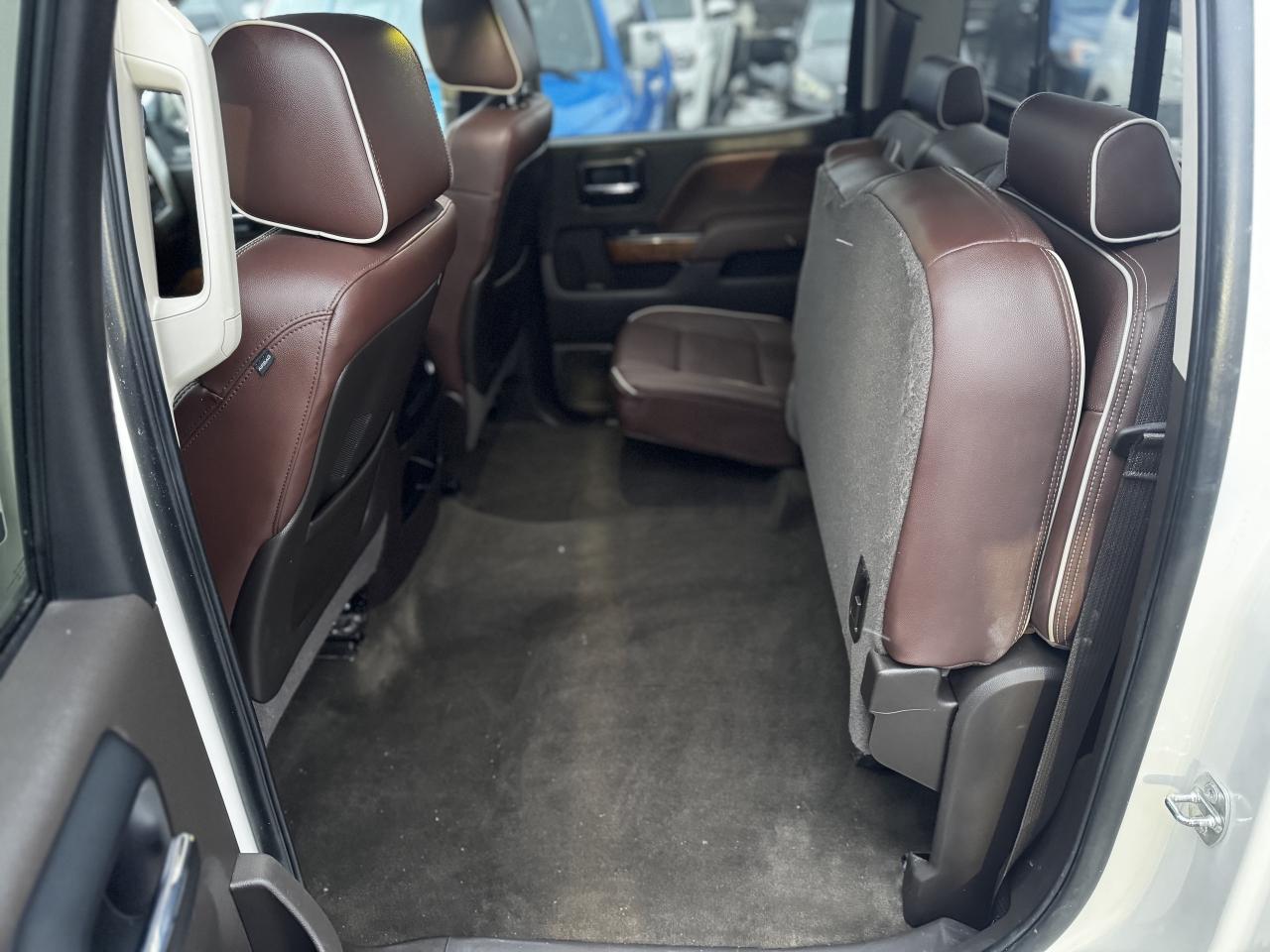 2014 Chevrolet Silverado 1500 High Country Photo