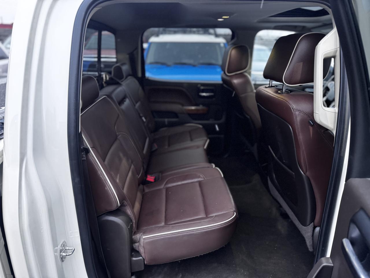 2014 Chevrolet Silverado 1500 High Country Photo