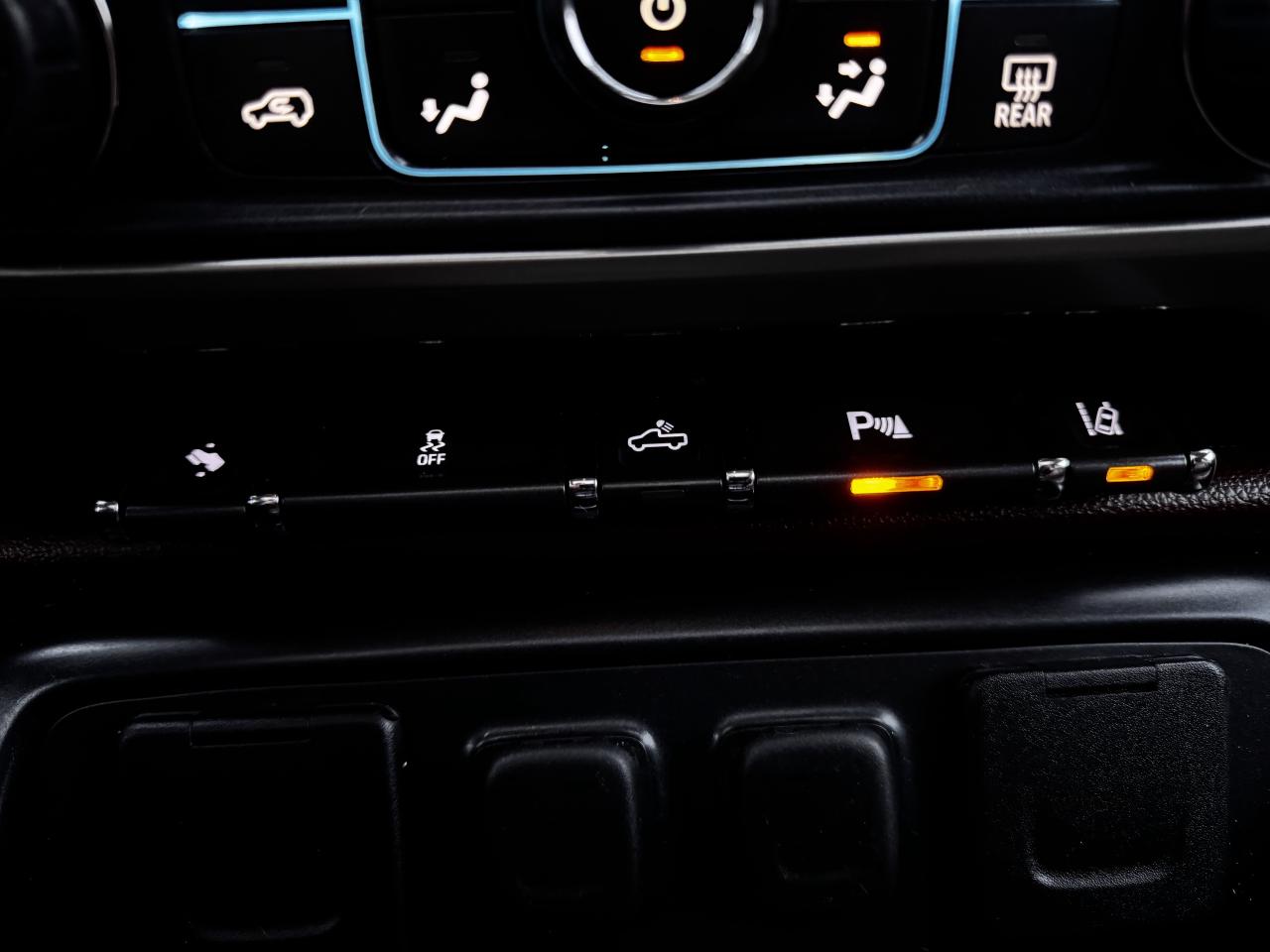 2014 Chevrolet Silverado 1500 High Country Photo