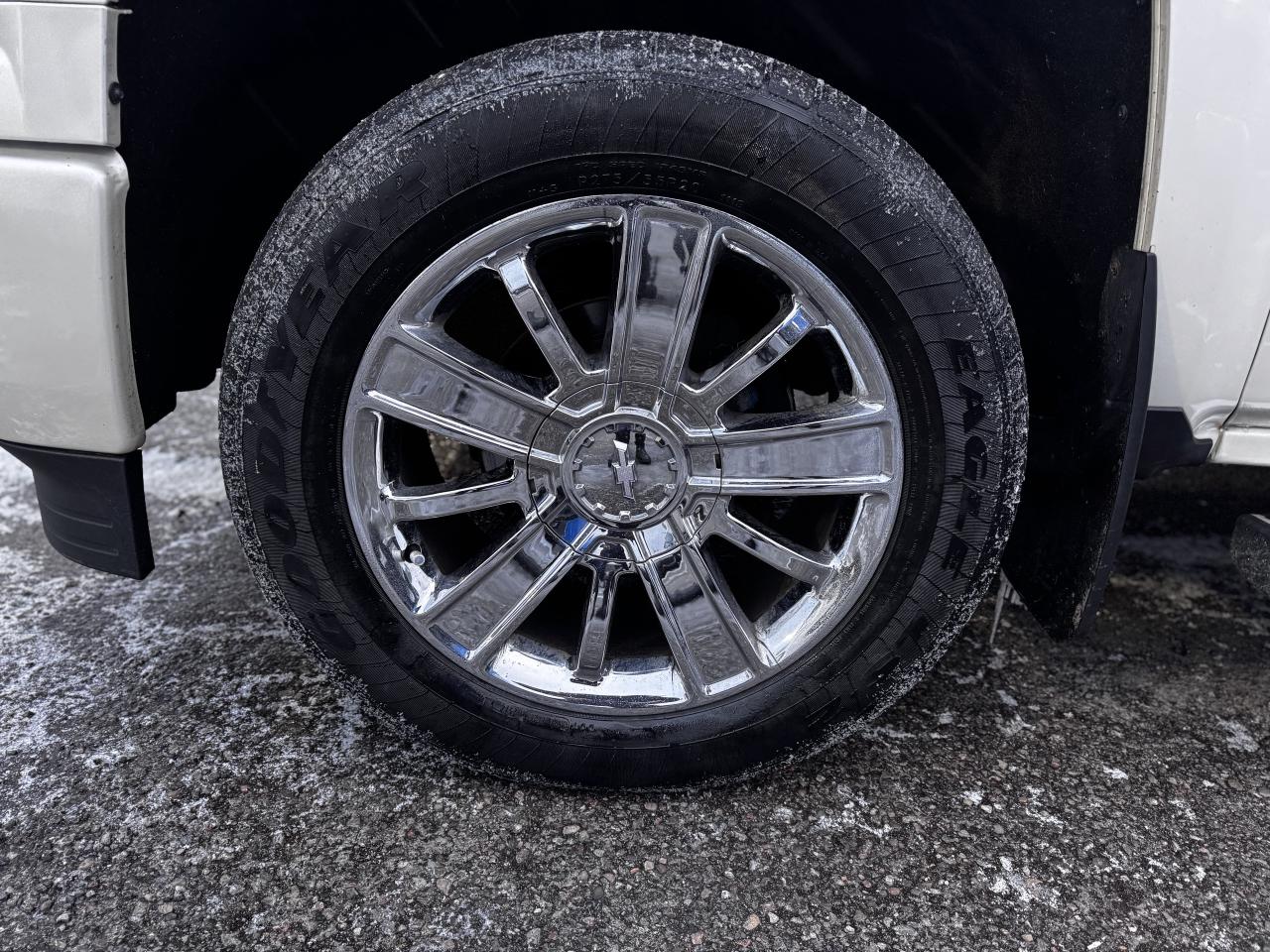 2014 Chevrolet Silverado 1500 High Country Photo