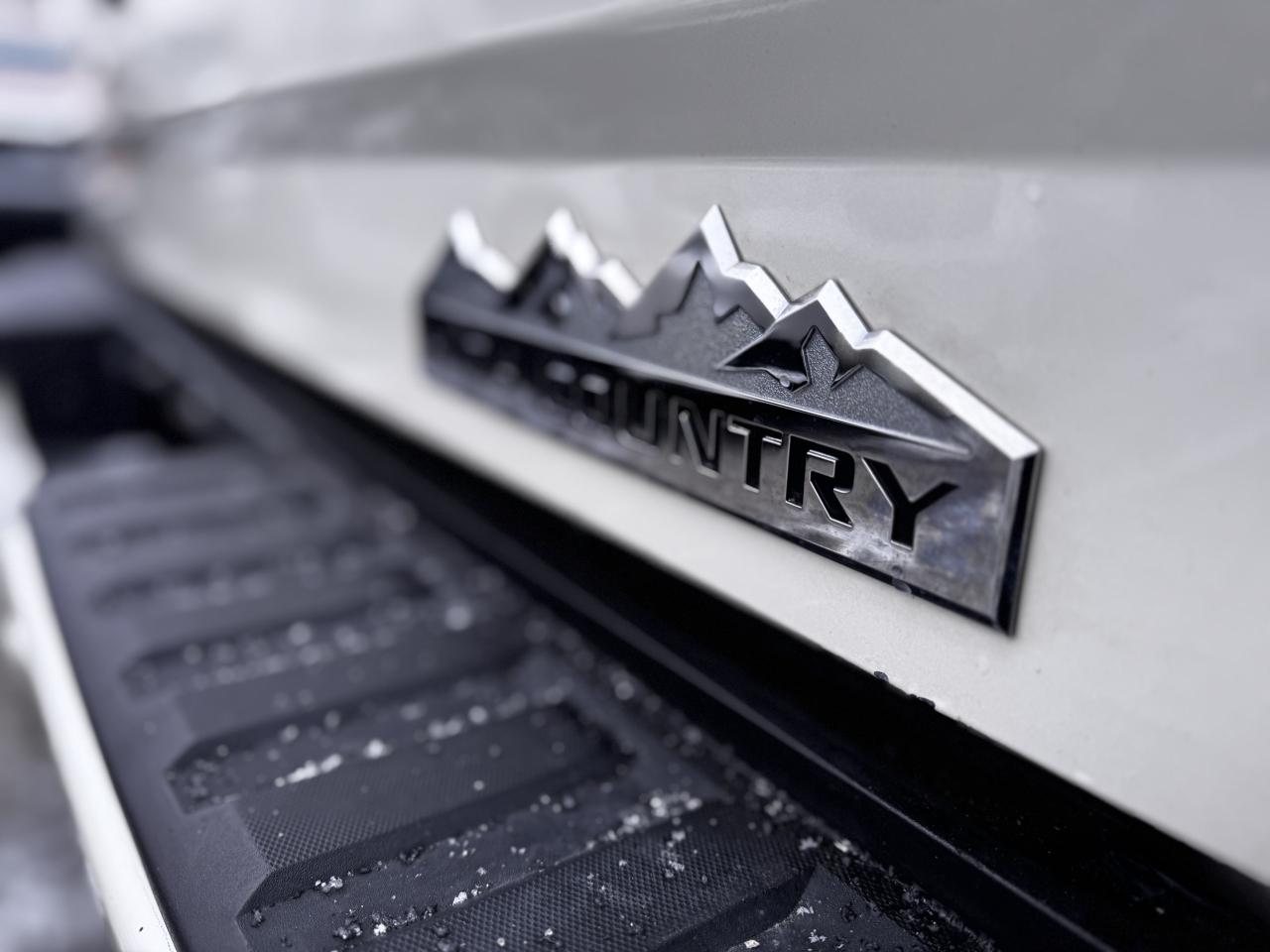 2014 Chevrolet Silverado 1500 High Country Photo