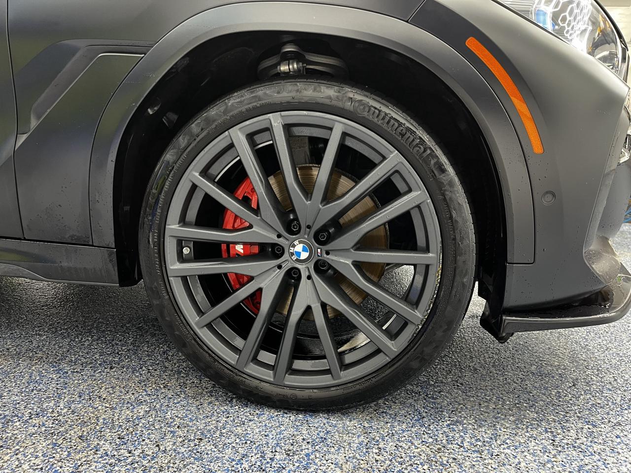 2022 BMW X6 xDrive40i | Vermilion Edition | M-Sport | One Owne Photo