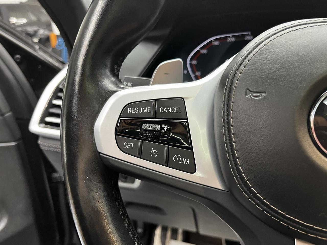 2022 BMW X6 xDrive40i | Vermilion Edition | M-Sport | One Owne Photo