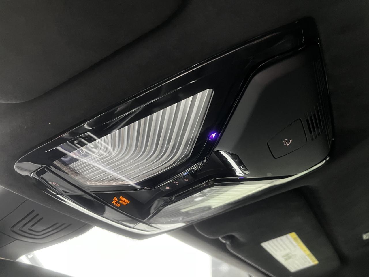 2022 BMW X6 xDrive40i | Vermilion Edition | M-Sport | One Owne Photo