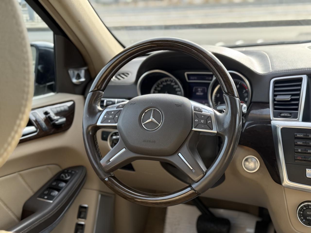 2014 Mercedes-Benz GL-Class GL450 //AMG PKG | 7 SEATER | B&O | 360 CAMERA Photo