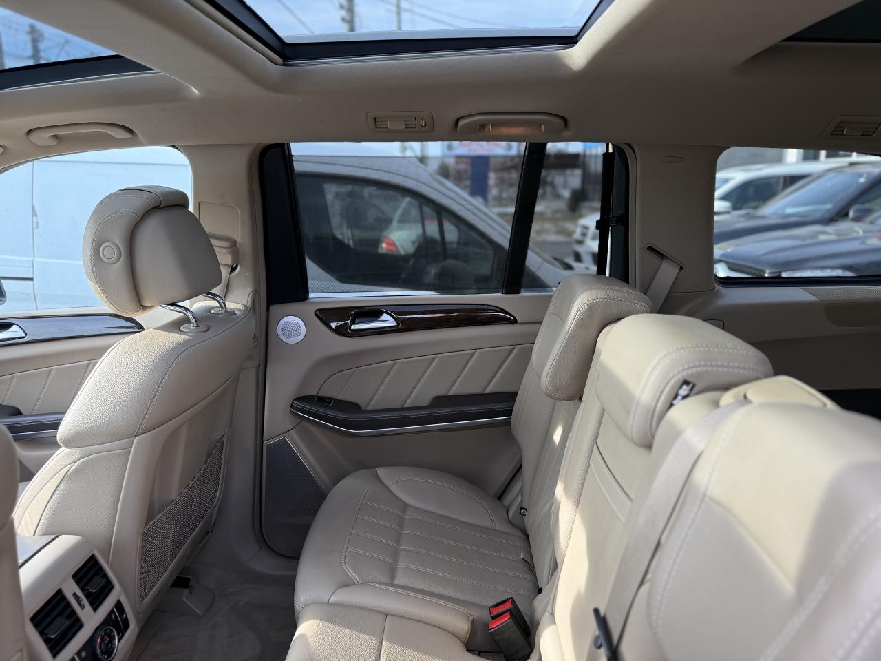 2014 Mercedes-Benz GL-Class GL450 //AMG PKG | 7 SEATER | B&O | 360 CAMERA Photo