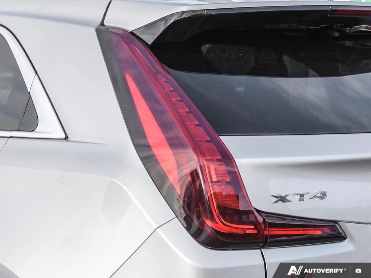 2022 Cadillac XT4 Luxury AWD  LUXURY, AWD, LEATHER, LOW KM Photo