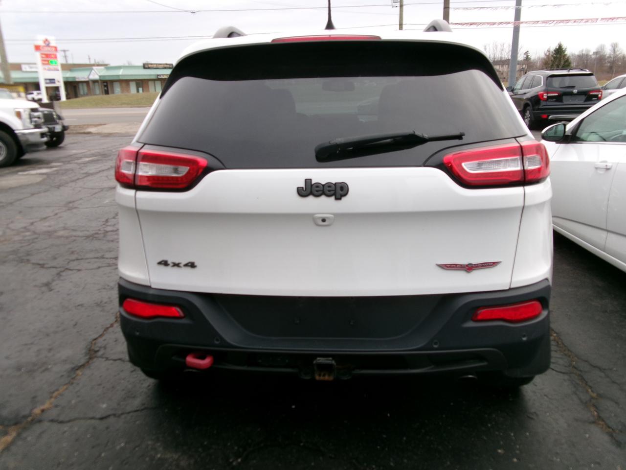 2016 Jeep Cherokee Trailhawk Photo