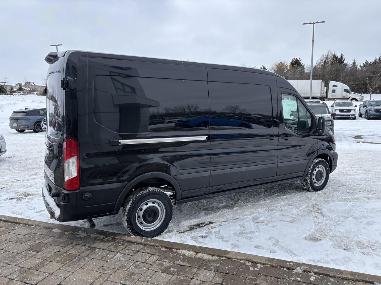 2026 Ford Transit CARGO, RWD, MEDIUM ROOF, CRUISE CONTROL Photo