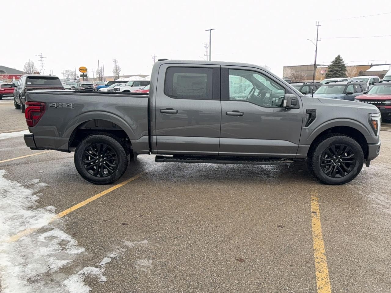 2026 Ford F-150 LARIAT, BLACK APPEARANCE, TWIN PANEL MOONROOF Photo