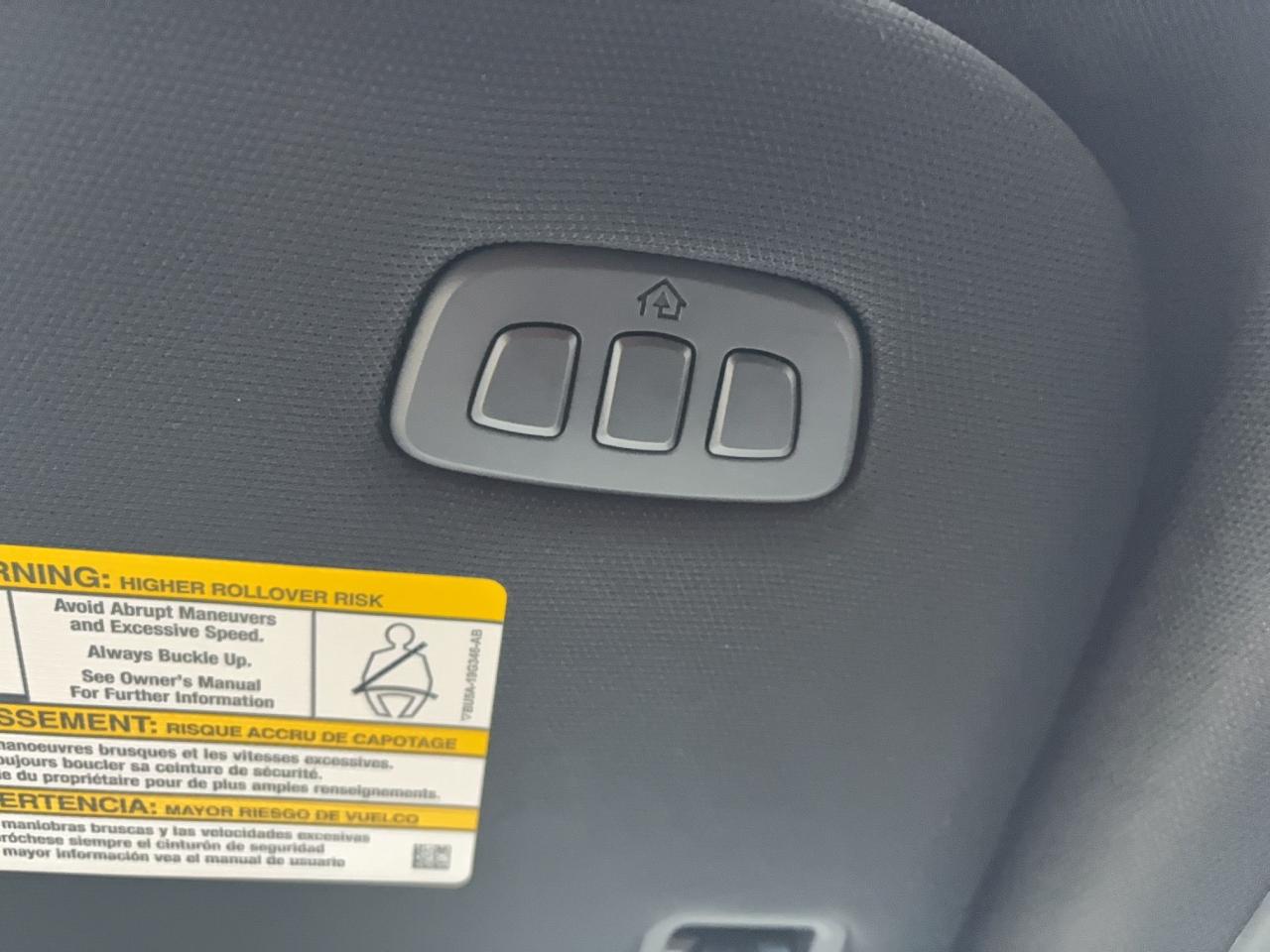 2026 Ford F-150 LARIAT, BLACK APPEARANCE, TWIN PANEL MOONROOF Photo