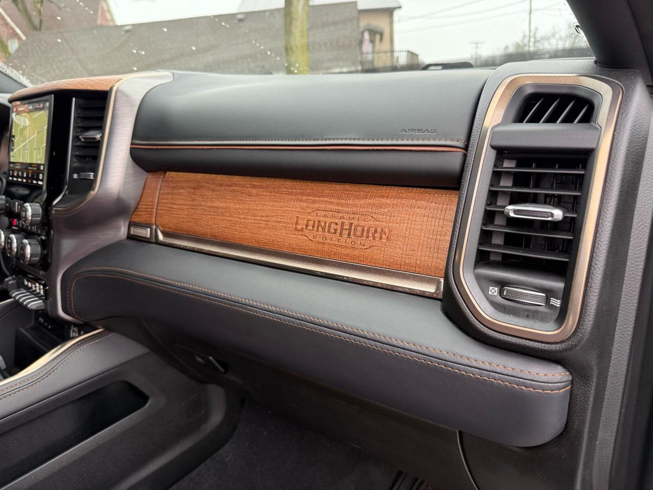 2019 RAM 2500 Laramie Longhorn Photo