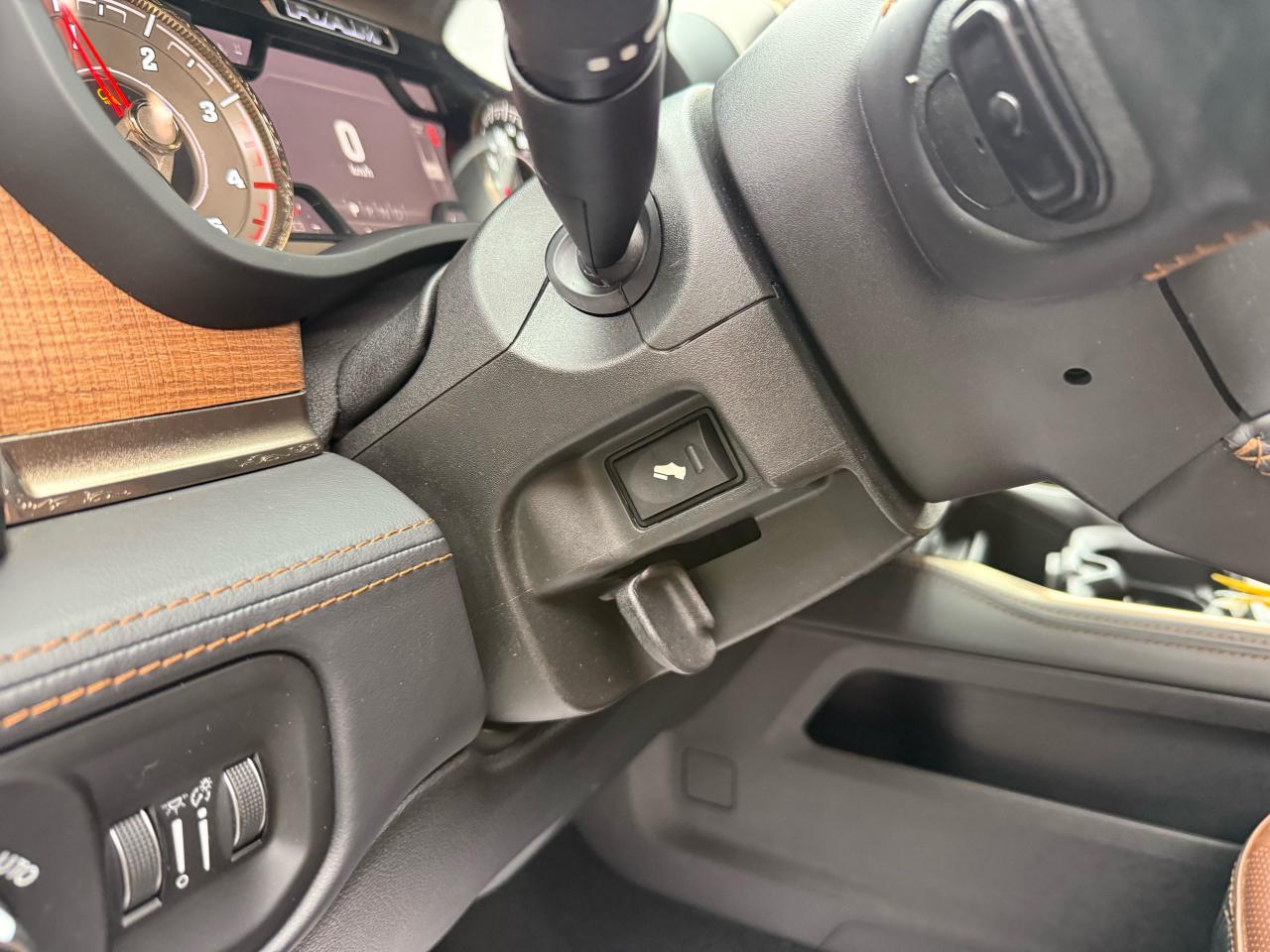 2019 RAM 2500 Laramie Longhorn Photo