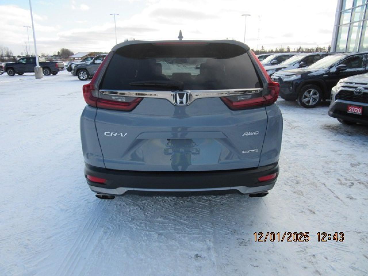 2020 Honda CR-V Touring Photo3