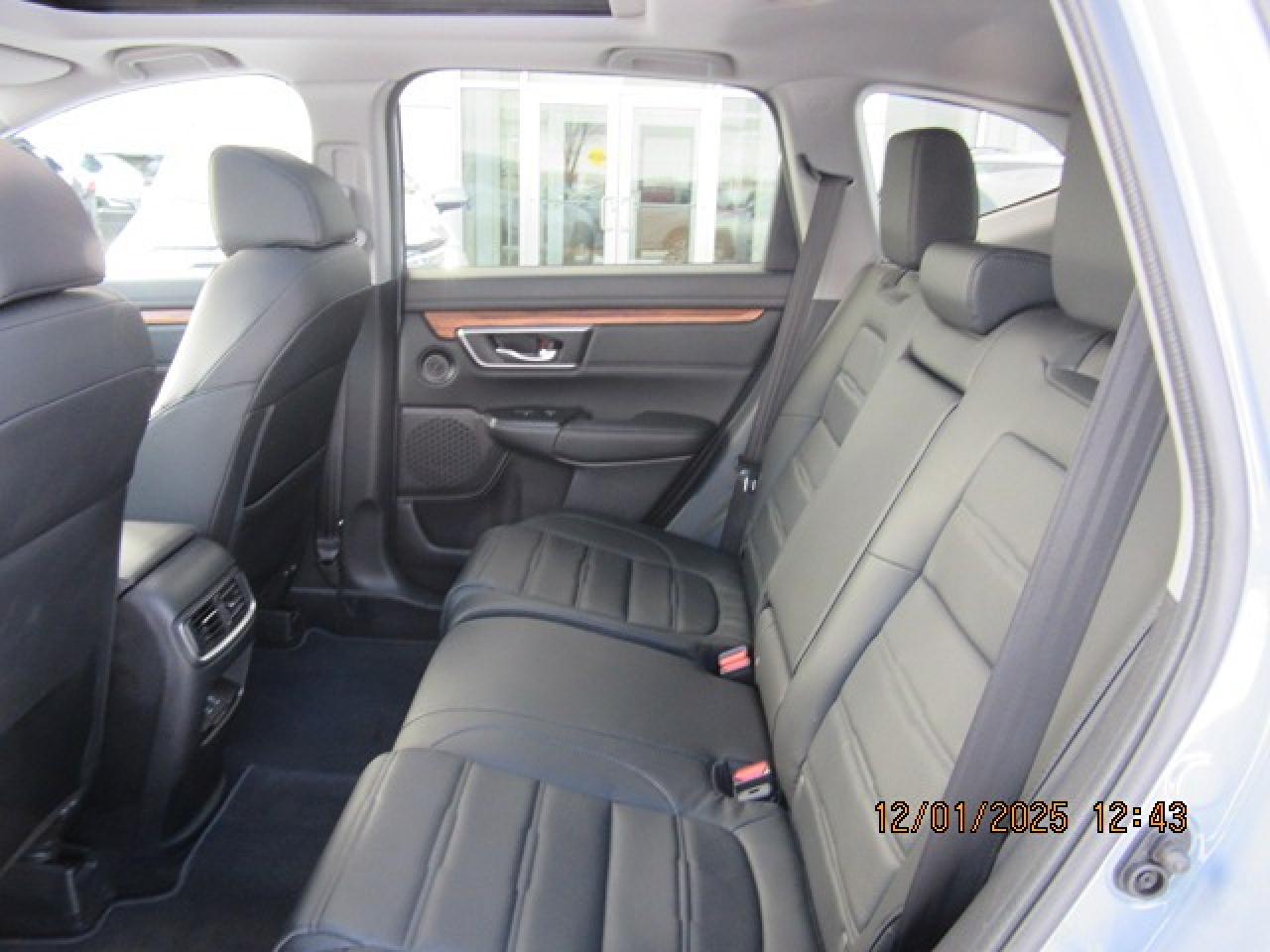 2020 Honda CR-V Touring Photo