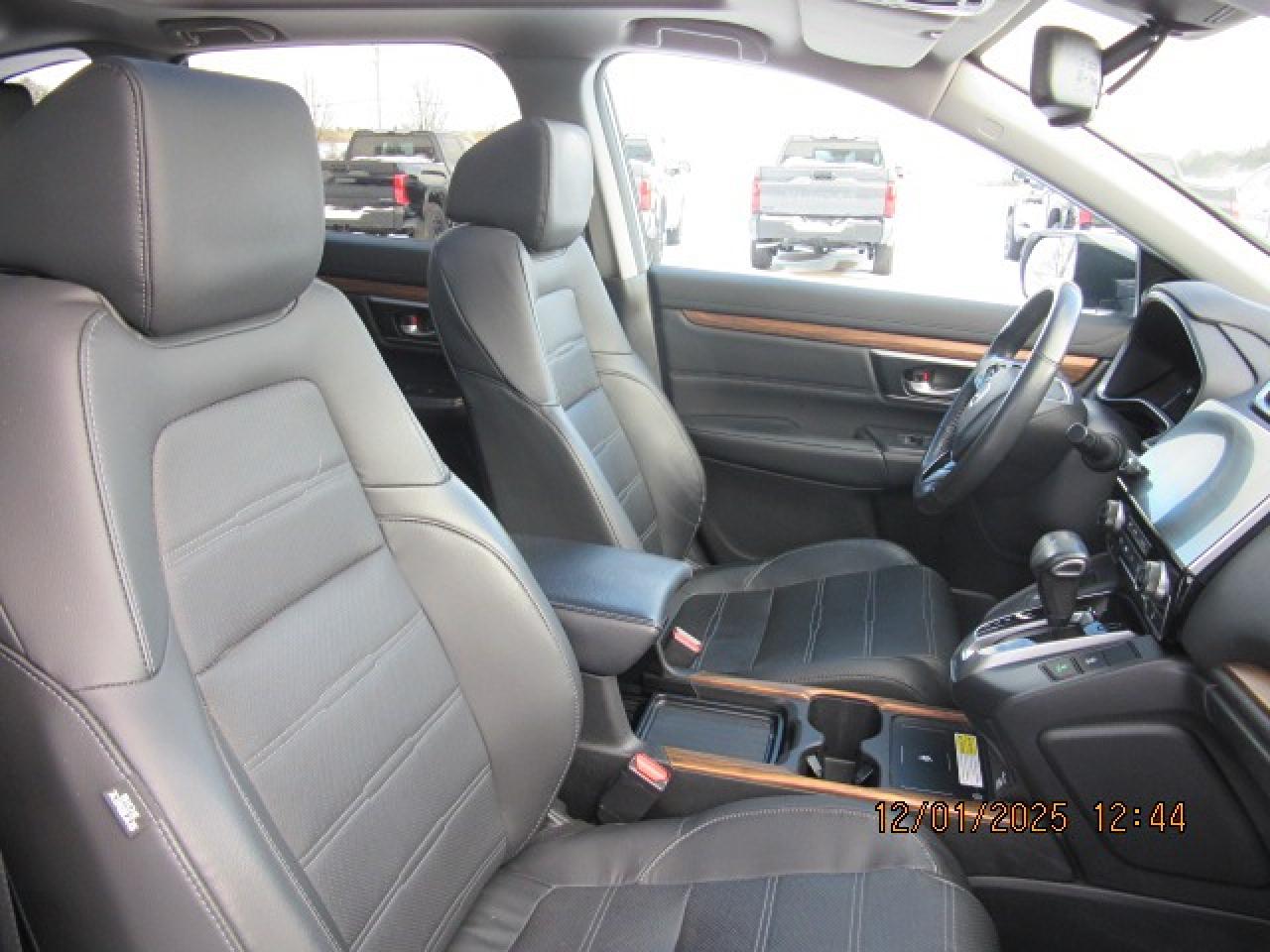 2020 Honda CR-V Touring Photo