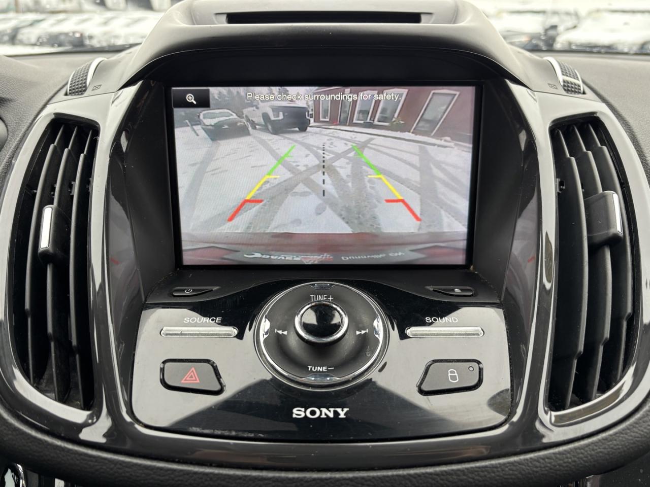 2015 Ford Escape Titanium 4WD Photo